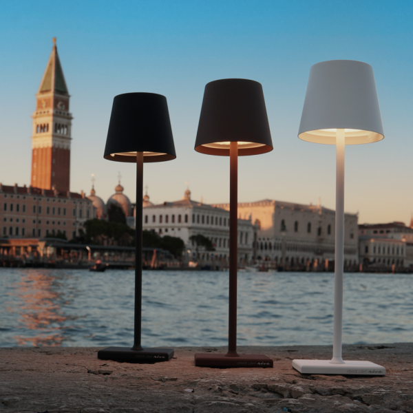 CLASSICAL TABLE LAMP gold colour